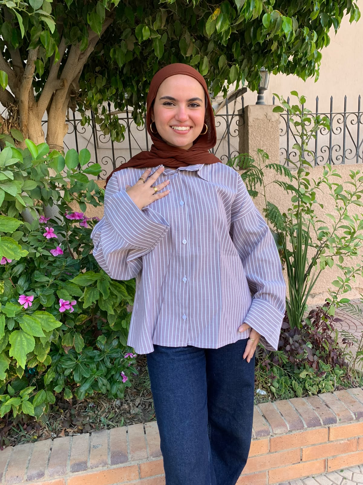 gray Basic Striped Shirt