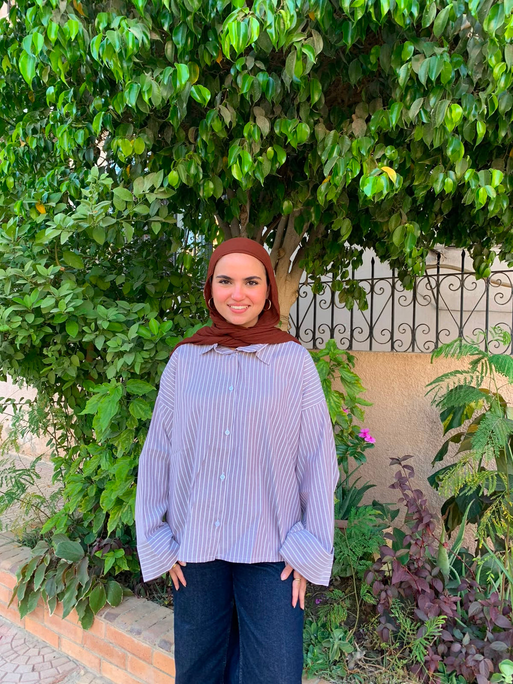 gray Basic Striped Shirt