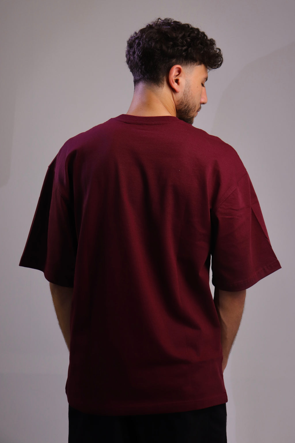 burgndy oversized T-shirt